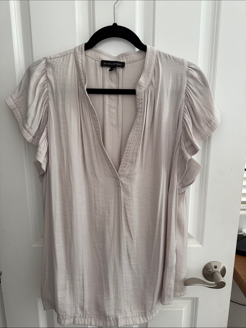 Banana Republic Light Taupe Ruffled Sleeve V-Neck Blouse